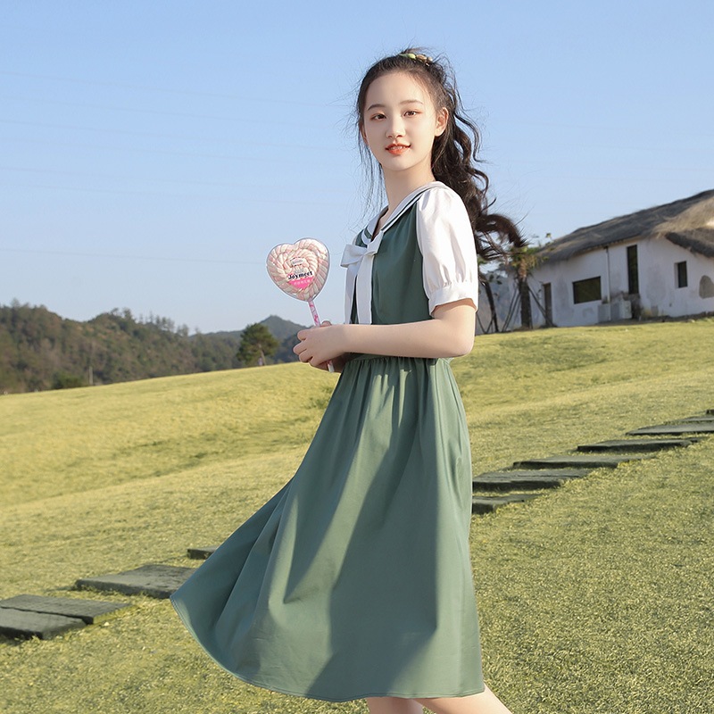 在庫新作 中学生の生徒たちたちのしドレスガール20... : レディース服 超特価得価