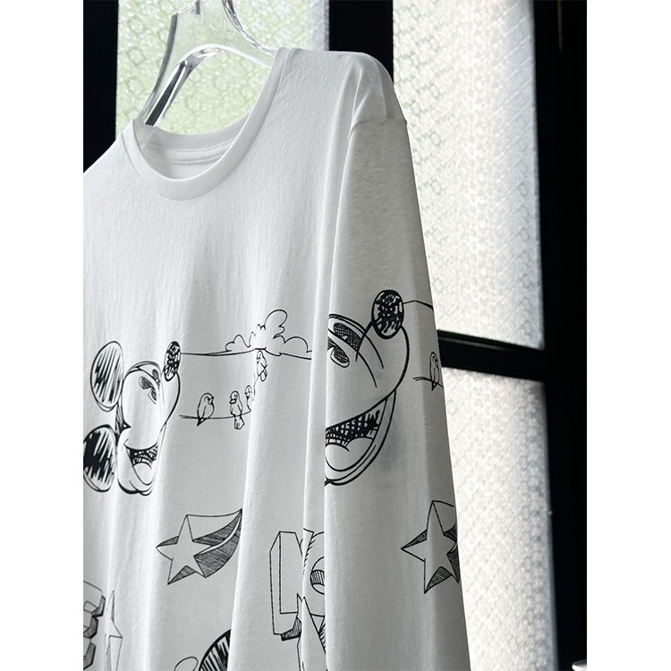 ニッチなデザインが面白いラウンドネック長袖ボトムシャツ24春夏新作os版シンプルtシャツ万能