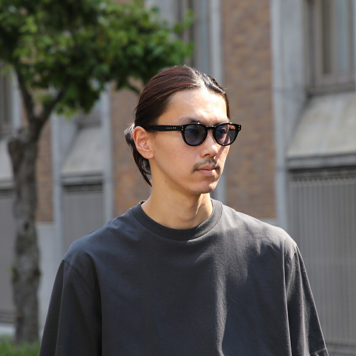 GUCCI グッチ サングラス GG1470SJ メンズ ウェリントン型 フルリム セルフレーム クリングスタイプ 調光サングラス 調光レンズ ロゴ アイウェア 001 GUCCI グッチ サングラス GG1470SJ メンズ ウェリントン型 フルリム セルフレーム クリングスタイプ 調光サングラス 調光レンズ ロゴ アイウェア 001