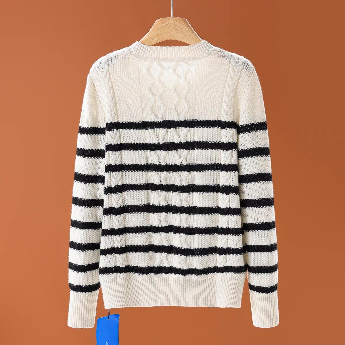 レディース トップス ニット セーター プルオーバー 長袖 ラウンドネック フェミニン アメカジ かわいい 大人可愛い きれいめ シンプル カジュアル 上品 おしゃれ かっこいい レトロ こなれ感