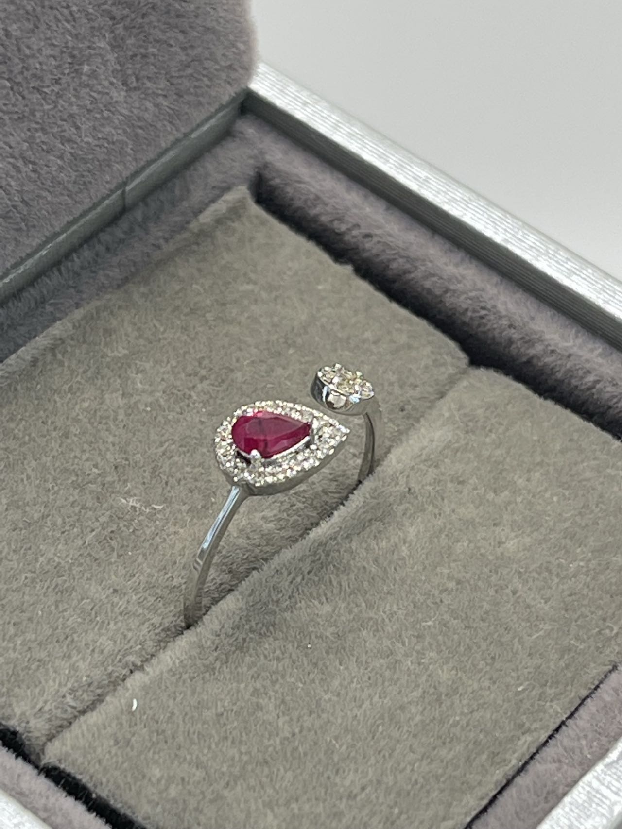 新品K18WG ダイヤモンドリング 0.15ct ルビー 加熱 0.21ct 指輪 13号 レディース【R4552307010008】 新品K18WG ダイヤモンドリング 0.15ct ルビー 加熱 0.21ct 指輪 13号 レディース【R4552307010008】