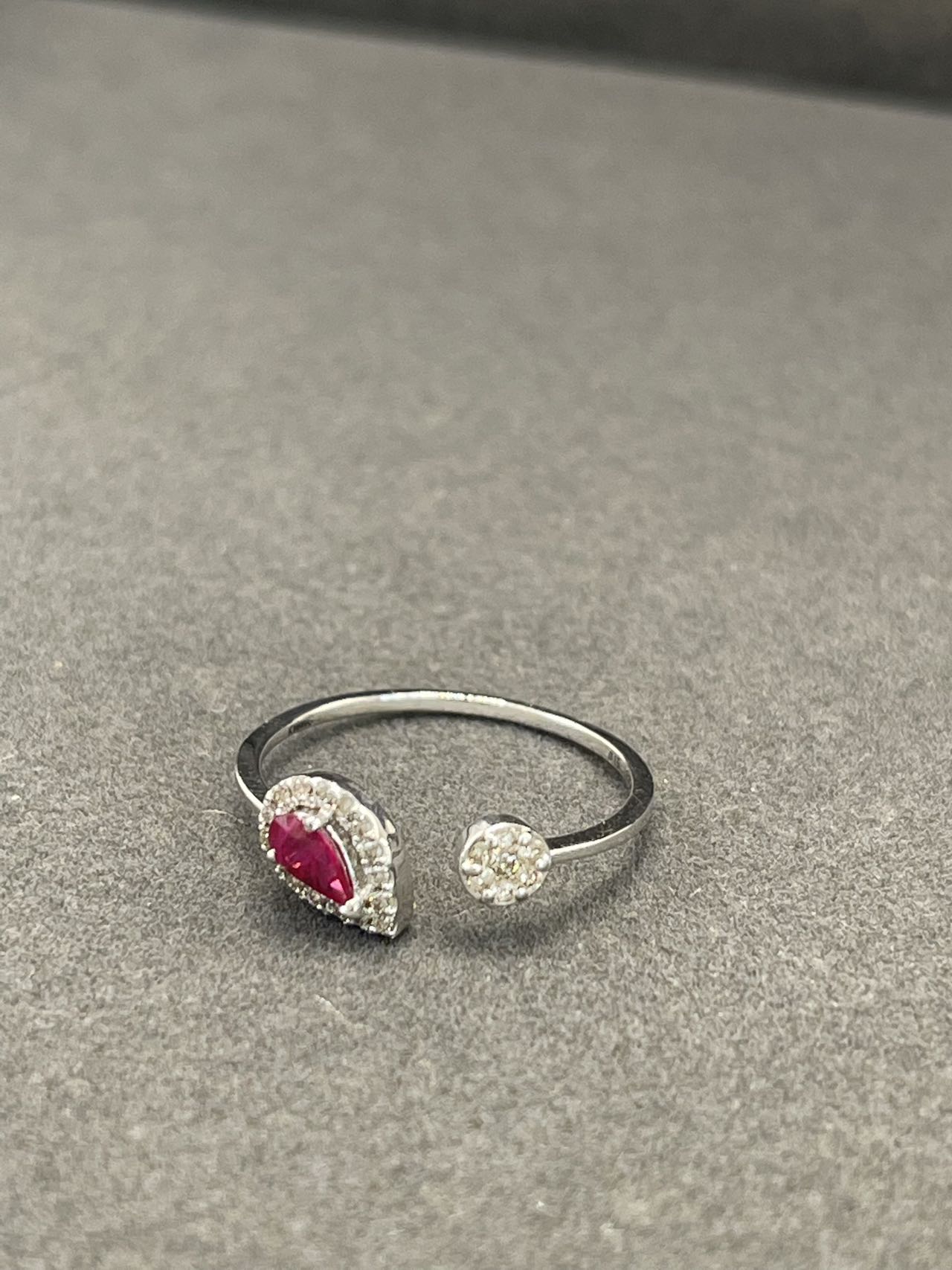 新品K18WG ダイヤモンドリング 0.15ct ルビー 加熱 0.21ct 指輪 13号 レディース【R4552307010008】 新品K18WG ダイヤモンドリング 0.15ct ルビー 加熱 0.21ct 指輪 13号 レディース【R4552307010008】