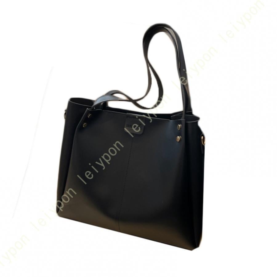 トートバッグ a4 レディース 軽量 ボタン付き おしゃれ 大容量 仕事用 大きめ 通勤 通学 防水 軽い 可愛い 肩掛け 20代 仕切り かわいい 撥水 プレゼント