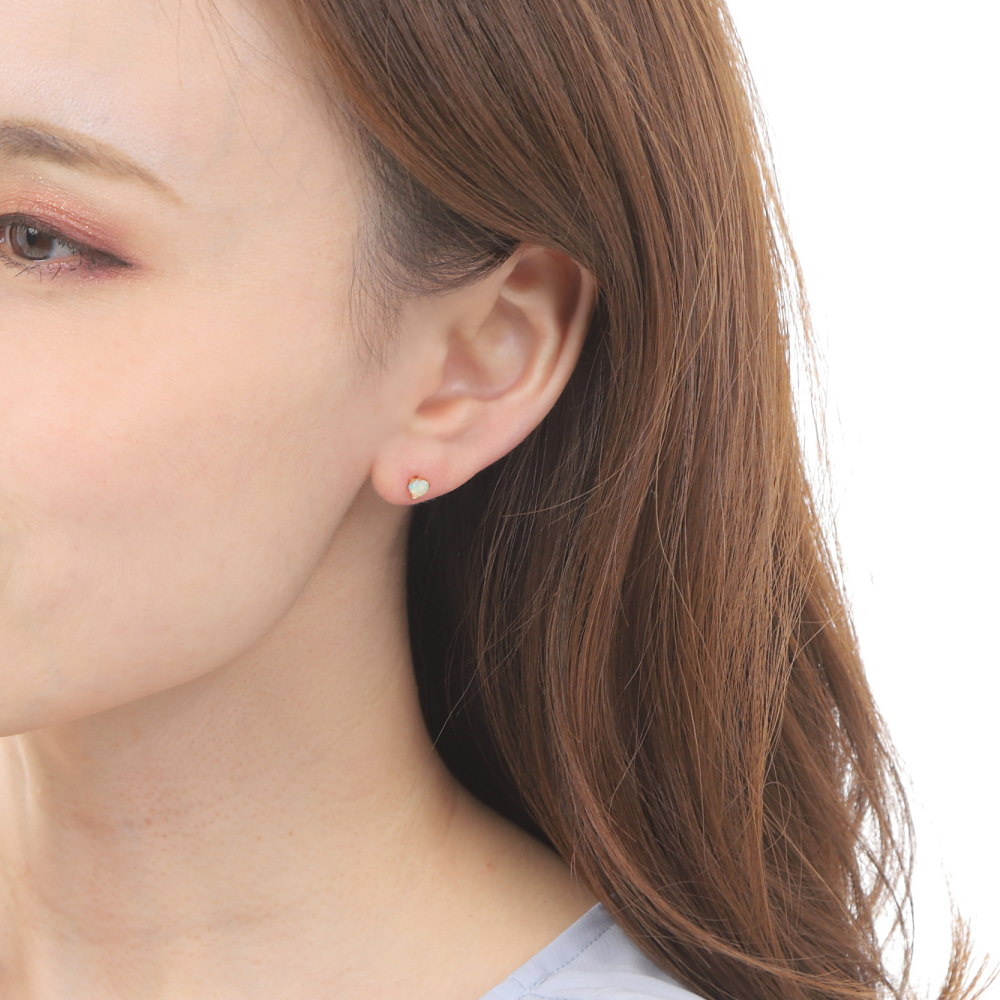 ピアス K18 オパール ハート 両耳 2個 18金 18k ゴールド 人気 プレゼント 誕生日 ピアス K18 オパール ハート 両耳 2個 18金 18k ゴールド 人気 プレゼント 誕生日