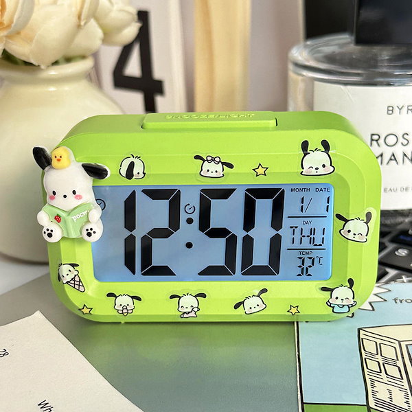 Qoo10] 新型クレヨンしんちゃん目覚まし時計夜光付