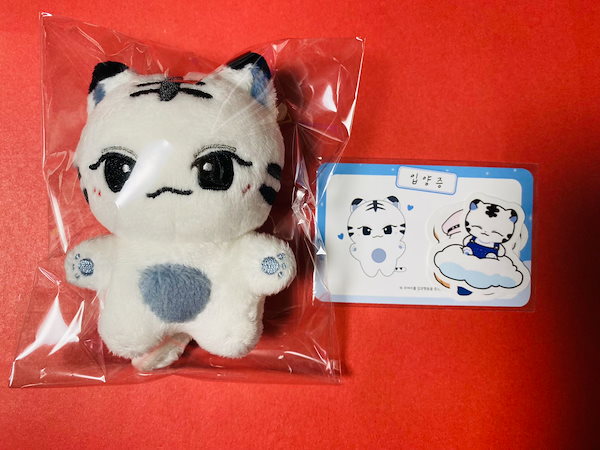 Qoo10] SEVENTEEN シュア ぬいぐるみ