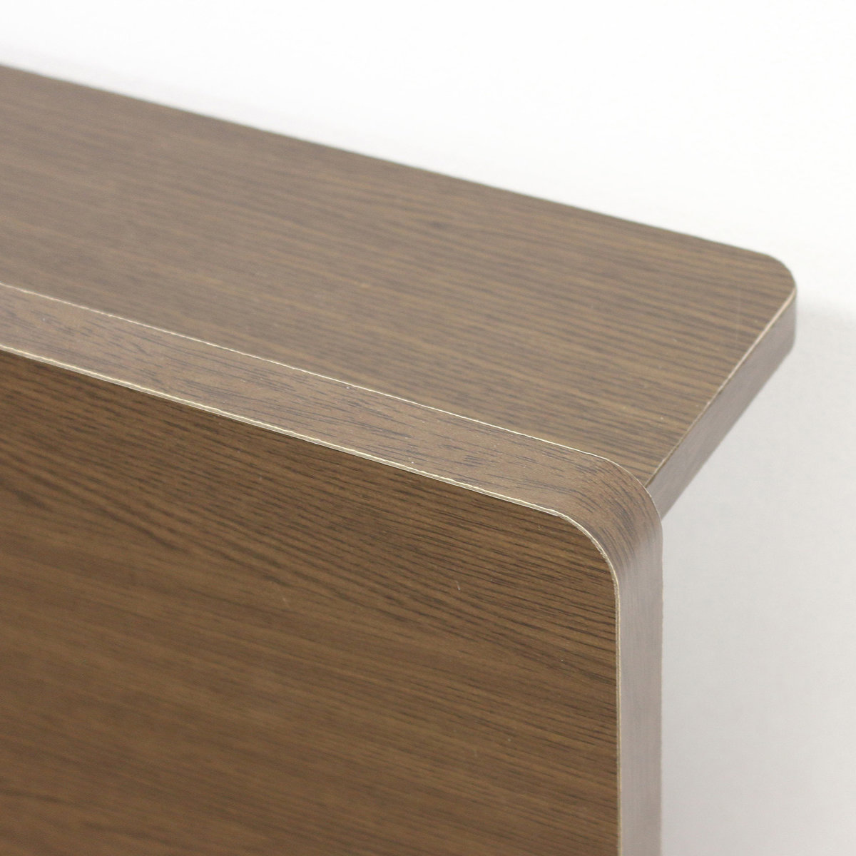 フロアベッド シングル ロータイプ 2口コンセント 日本製 ベッド ベッドフレーム 宮棚付 寝具 コンセント付 ローベッド 背面化粧 ブラウン シンプル フロアベッド シングル ロータイプ 2口コンセント 日本製 ベッド ベッドフレーム 宮棚付 寝具 コンセント付 ローベッド 背面化粧 ブラウン シンプル