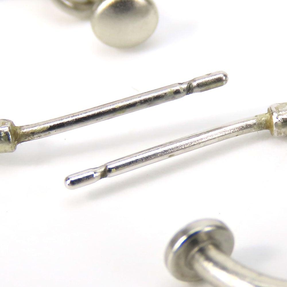 中古 ピアス ココマーク メタル ホワイト シルバー金具 アクセサリー メッキ ハーフループ 06P レディース 女性 中古 ピアス ココマーク メタル ホワイト シルバー金具 アクセサリー メッキ ハーフループ 06P レディース 女性