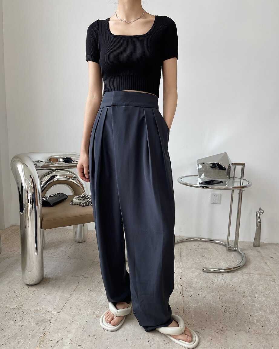 トップス レディース Tシャツ カットソー 袖あり 半袖 Uネック 襟なし リブニット ボディコンシャス タイト クロップ丈 ショート丈 スリム タイト 細身 ストレート スマート かわいい wto0