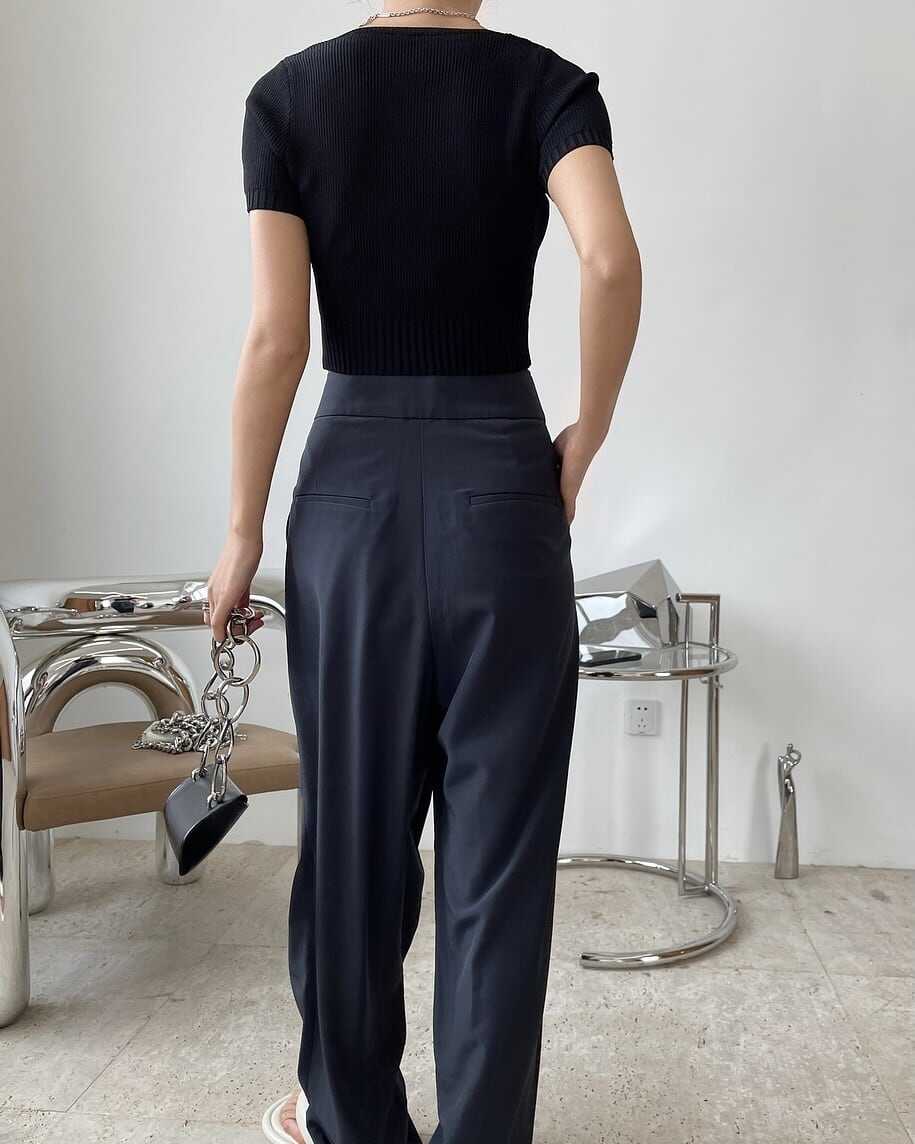 トップス レディース Tシャツ カットソー 袖あり 半袖 Uネック 襟なし リブニット ボディコンシャス タイト クロップ丈 ショート丈 スリム タイト 細身 ストレート スマート かわいい wto0