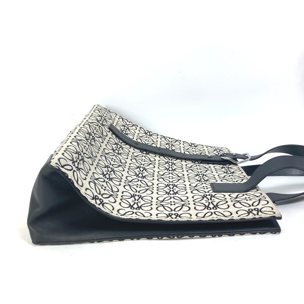 トートバッグ B692L09X03 バックルトート アナグラム ショルダーバッグ 肩掛け ビジネスバッグ キャンバス/レザー ホワイト