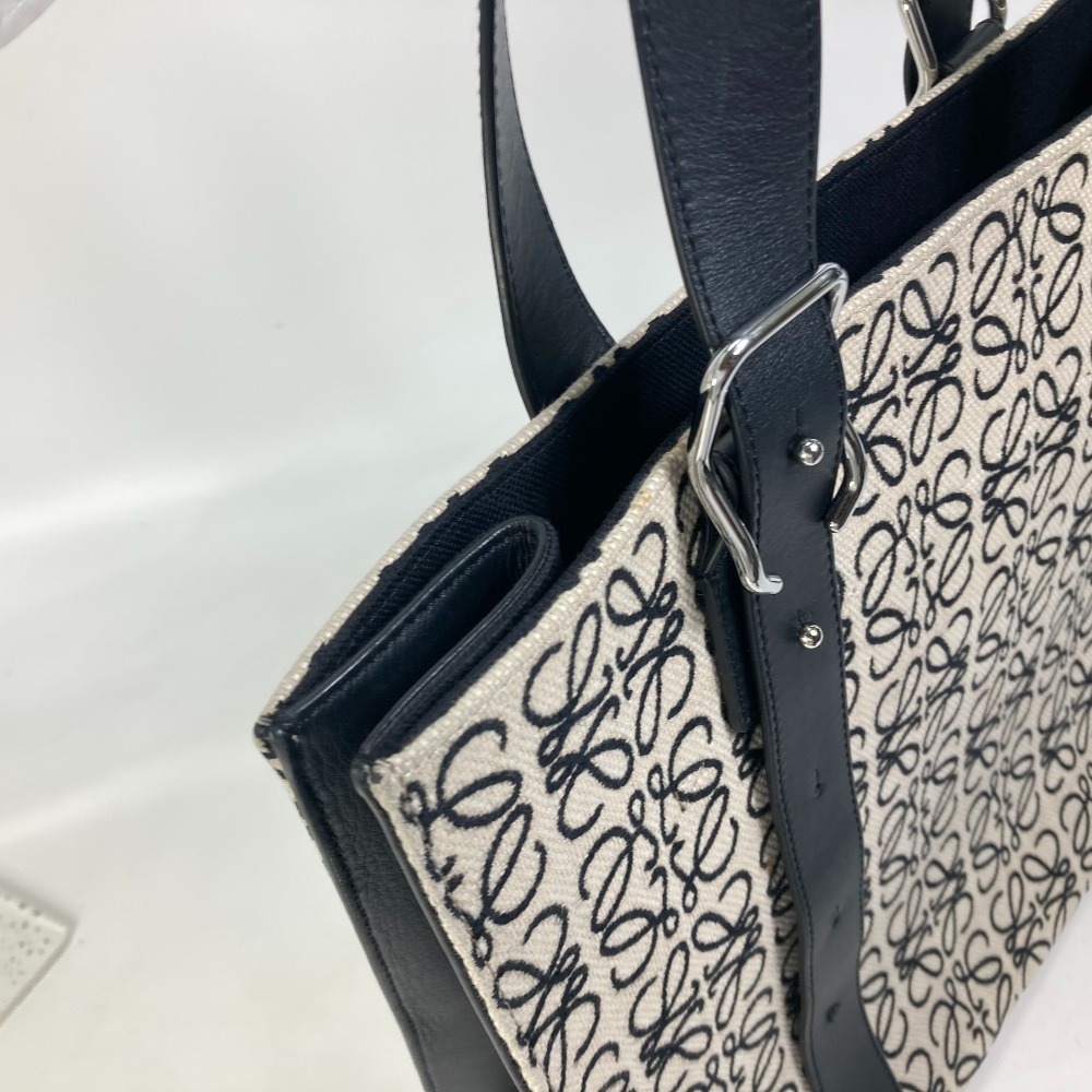 トートバッグ B692L09X03 バックルトート アナグラム ショルダーバッグ 肩掛け ビジネスバッグ キャンバス/レザー ホワイト