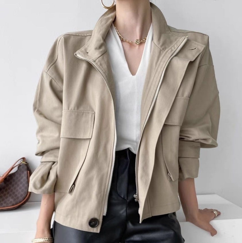 ショートジャケット プルオーバー ショート丈 ドロスト ショートトレンチ バックコンシャス 黒 ブラック 白 ホワイト ベージュ 韓国 オルチャン レディース スタンドカラー ギャザー ショートジャケット プルオーバー ショート丈 ドロスト ショートトレンチ バックコンシャス 黒 ブラック 白 ホワイト ベージュ 韓国 オルチャン レディース スタンドカラー ギャザー