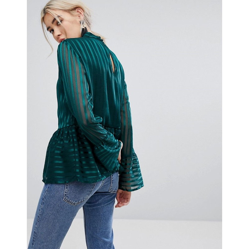 ヴィラ レディース トップス【Vila Striped Frill Hem Shell Top】Green ヴィラ レディース トップス【Vila Striped Frill Hem Shell Top】Green