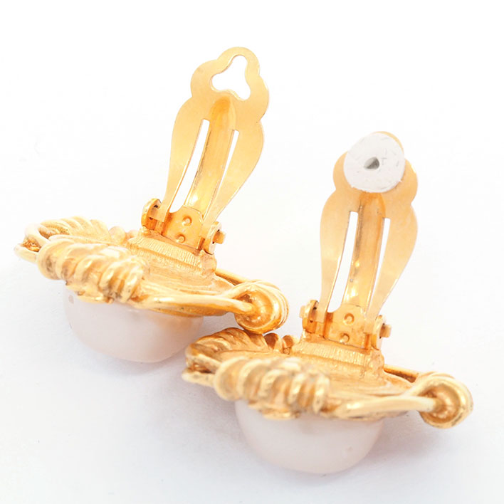 シャネル ココマーク バロックパール風 透かしフレーム ラウンド クリップタイプ フェイクパール 【イヤリング】