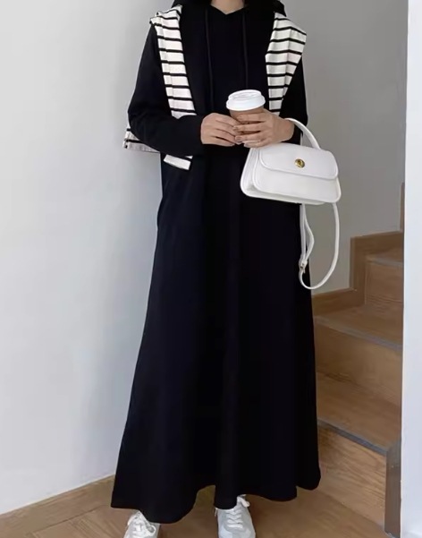 スウェット風 レディース ワンピース プルオーバー スウェットワンピース ロング 長袖 Aライン フード コットン かわいい 大人可愛い きれいめ シンプル カジュアル 上品 おしゃれ レトロ ラフ