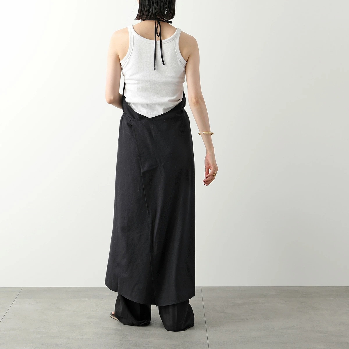 BASERANGE ベースレンジ ワンピース APRON DRESS DRAP RS 000 レディース シルク ノースリーブ ロング丈 ホルターネック カラー2色