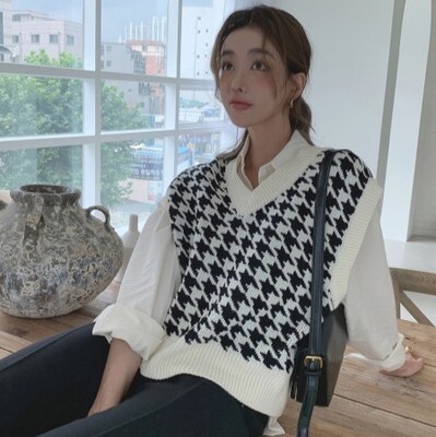 トップス ニット ベスト 幾何学模様 重ね着 デザイン プルオーバー 美ライン Vネック セーター ニットベスト ショート ショート丈 スタイルアップ リラックス ナチュラル かわいい 大人可愛い トップス ニット ベスト 幾何学模様 重ね着 デザイン プルオーバー 美ライン Vネック セーター ニットベスト ショート ショート丈 スタイルアップ リラックス ナチュラル かわいい 大人可愛い