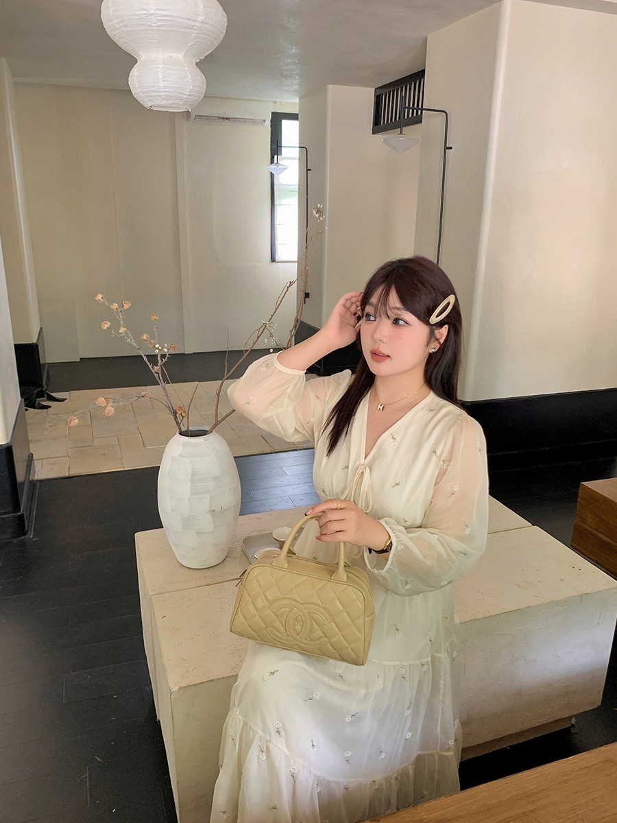 【ぽちゃまに】 2024秋新品 フランス風 レトロ ワンピース Ｖネック 体型カバー 大きいサイズ レディース ロングワンピース メガ割