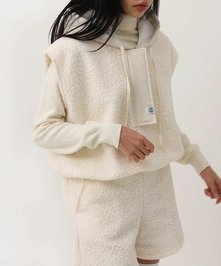 ゴルフウェア ベスト ボア レディース 韓国 防寒 秋 冬 秋冬 フード フリース あったか 暖かい キルティング 異素材 韓国ゴルフウェア 黒 白 ブラウン おしゃれ シンプル フーディー ゴルフ女 ゴルフウェア ベスト ボア レディース 韓国 防寒 秋 冬 秋冬 フード フリース あったか 暖かい キルティング 異素材 韓国ゴルフウェア 黒 白 ブラウン おしゃれ シンプル フーディー ゴルフ女