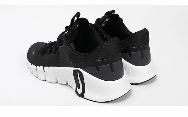 Qoo10] NIKE トレーニングシューズ メンズ フリー メ