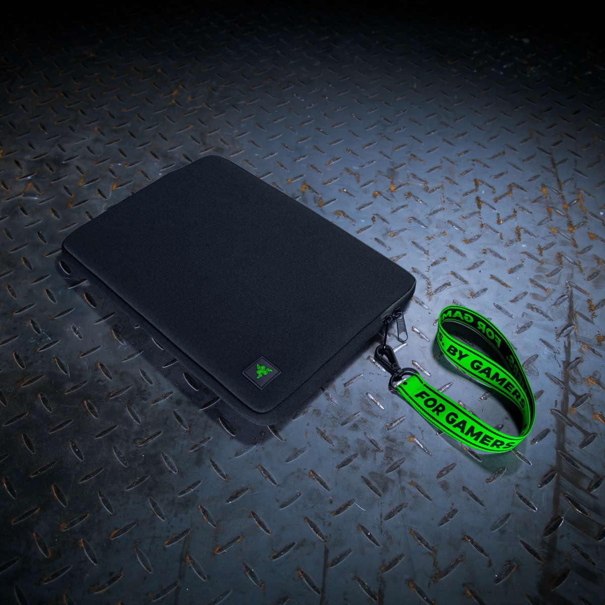 Razer 【国内正規品】13.3インチ対応 スリーブケース Neoprene Sleeve V2 RC2101440100R3M1