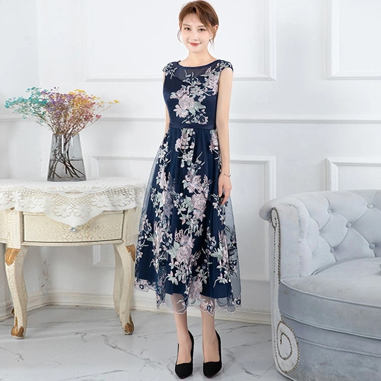 結婚式ドレス 40代 黒 刺繍 花柄 ミモレ丈ドレス ネイビー 紺色 パーティードレス 50代 黒 ブラック サテン チュール 二次会ドレス お呼ばれドレス グレー Aライン 優雅 エレガント