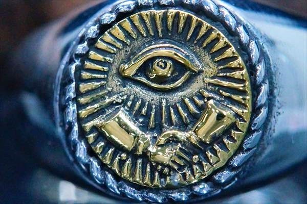 シルバーアクセサリー フリーメイソン プロビデンスの目 秘密結社 握手 ゴールド 指輪 リング シルバーアクセサリー フリーメイソン プロビデンスの目 秘密結社 握手 ゴールド 指輪 リング