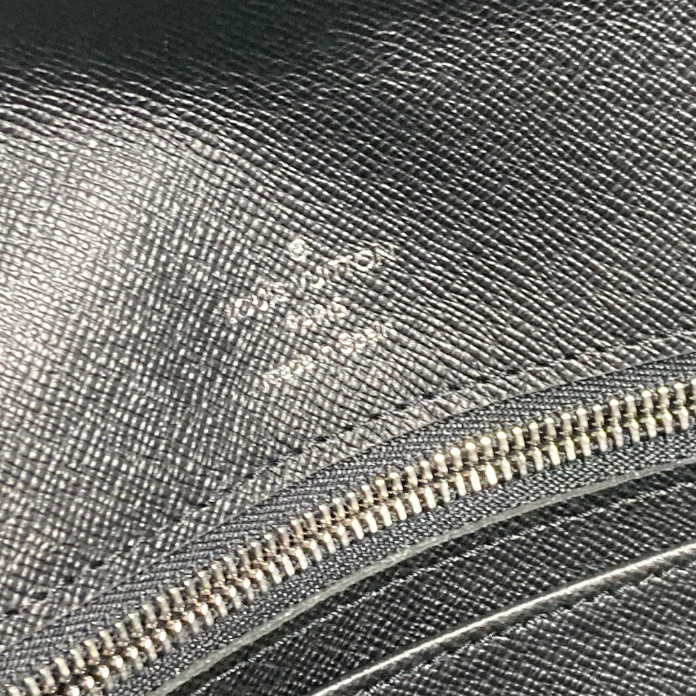 セカンドバッグ M30782 セレンガ タイガ カバン クラッチバッグ ストラップ付 タイガレザー ブラック セカンドバッグ M30782 セレンガ タイガ カバン クラッチバッグ ストラップ付 タイガレザー ブラック