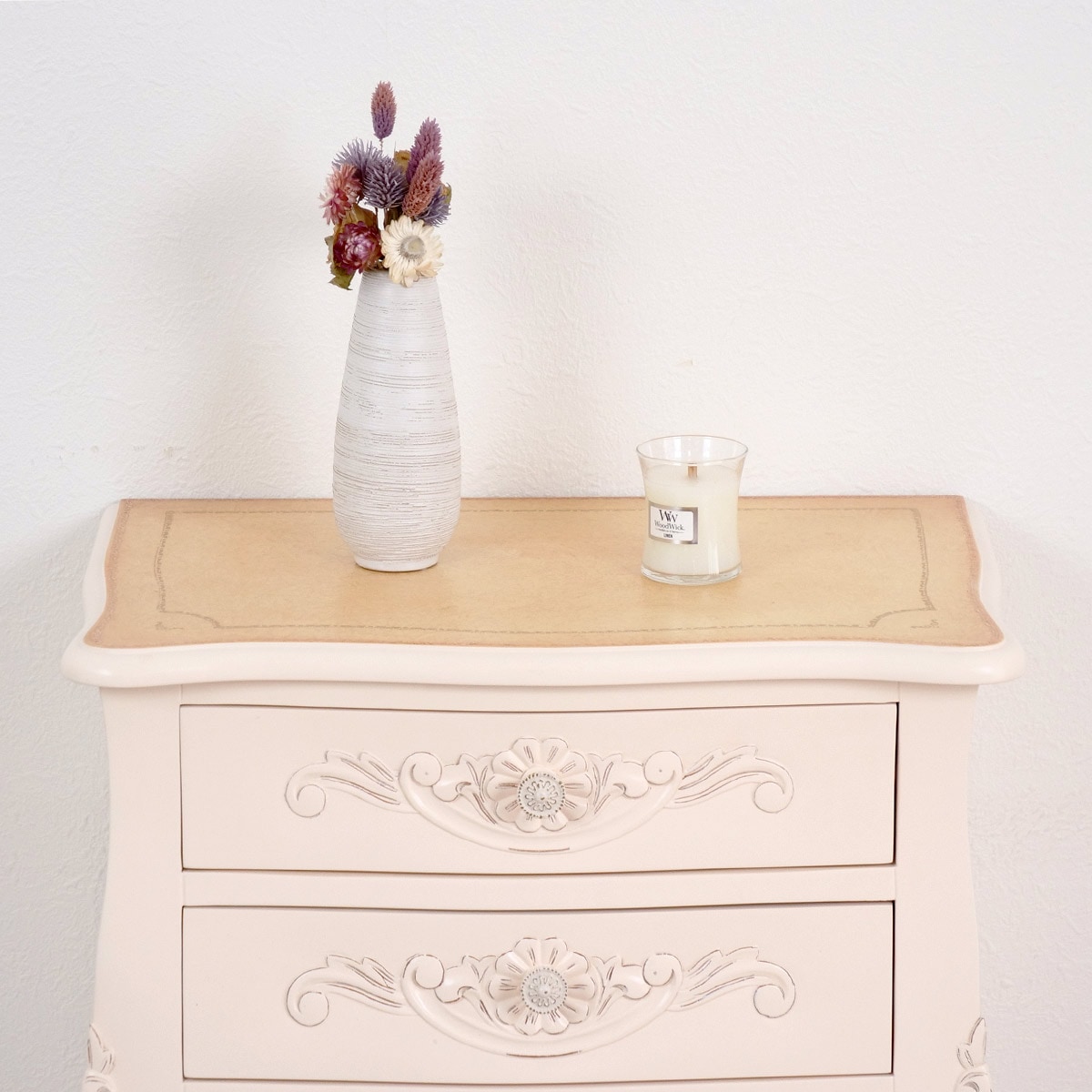 チェスト 4段 コモ キャビネット 手彫り ロココ調 猫脚 収納 家具 天然木 完成品 リビングボード サイドキャビネット 木製 引き出し ホワイト ブラウン