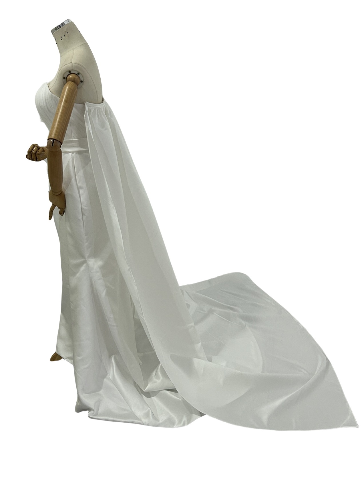 ウェディングドレス ベアトップ 細見えシルエット 取り外しトレーン エレガント 拳式 ウェディングドレス ベアトップ 細見えシルエット 取り外しトレーン エレガント 拳式