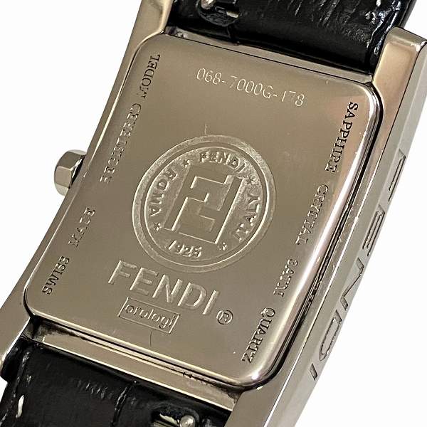 フェンディ FENDI クラシコ スクエア7000G クォーツ 腕時計 メンズ【中古】 フェンディ FENDI クラシコ スクエア7000G クォーツ 腕時計 メンズ【中古】