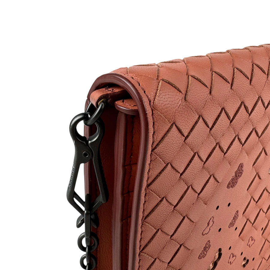 ボッテガヴェネタ BOTTEGAVENETA チェーンウォレット イントレチャート レザー コーラル レディース z4875 ボッテガヴェネタ BOTTEGAVENETA チェーンウォレット イントレチャート レザー コーラル レディース z4875