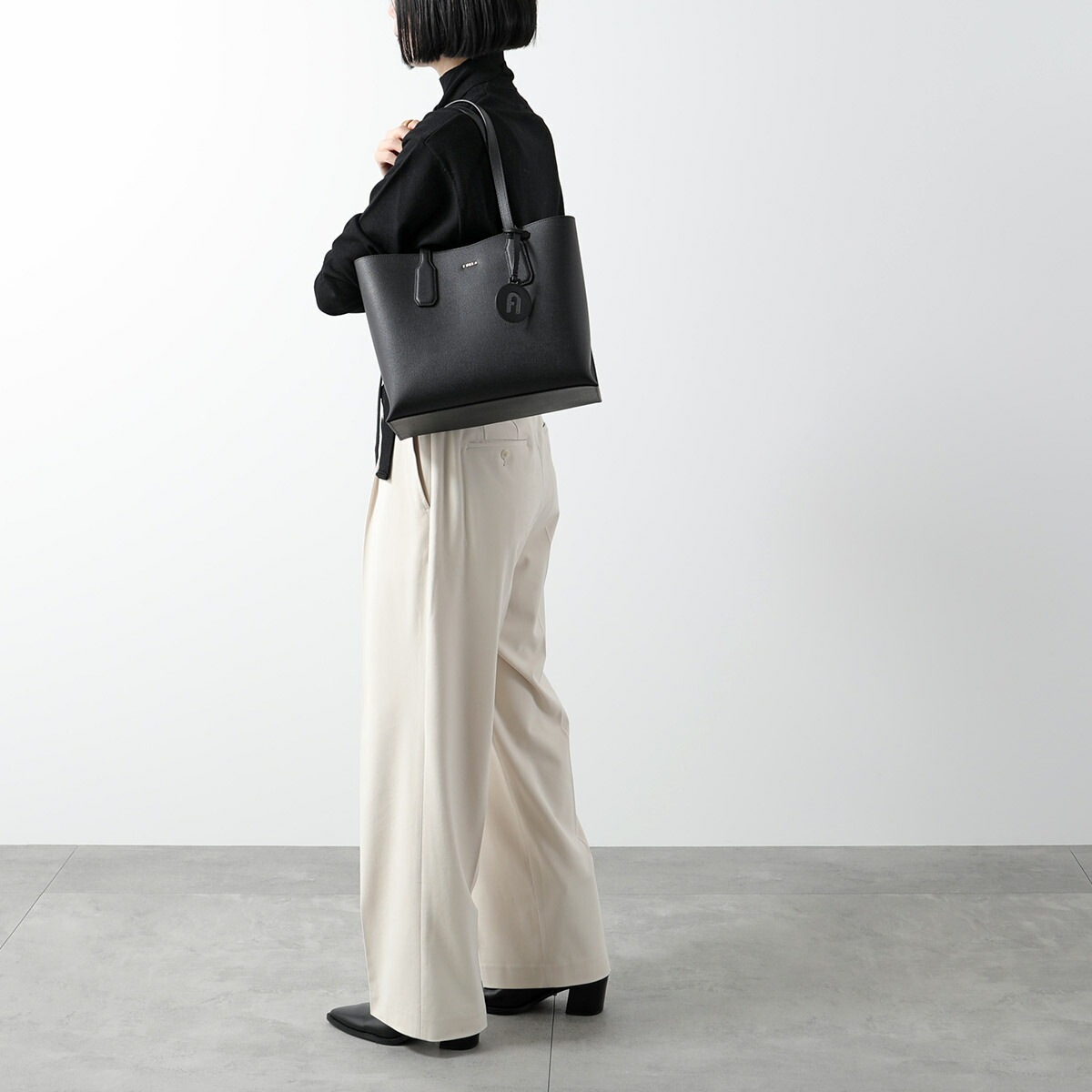 Furla フルラ トートバッグ CLASSIC クラシック WB01627 BX0306 レディース レザー ハンドバッグ 鞄 カラー2色 【mega】