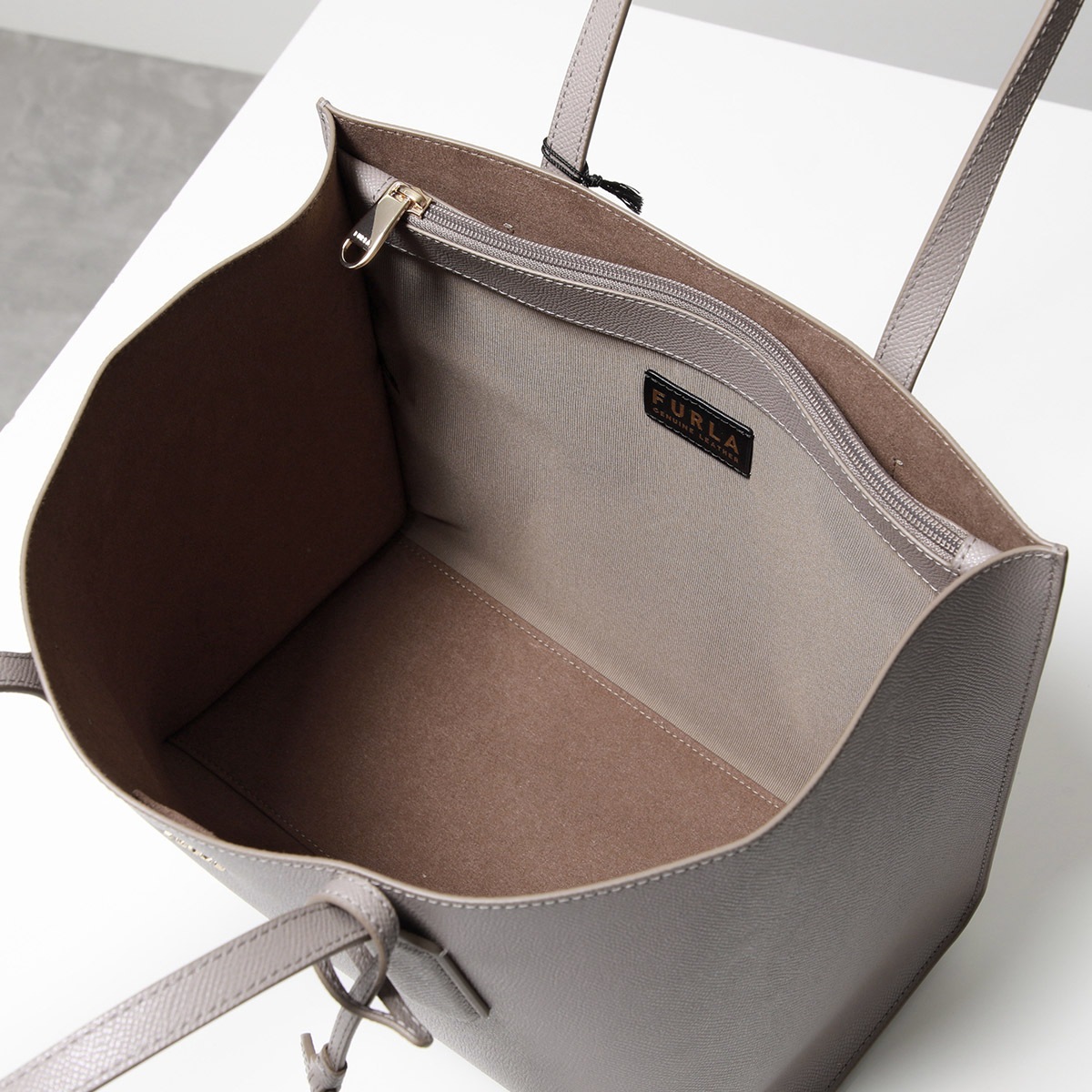 Furla フルラ トートバッグ CLASSIC クラシック WB01627 BX0306 レディース レザー ハンドバッグ 鞄 カラー2色 【mega】