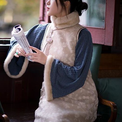 2025冬レトロフェイクツーピースキルティングウール衿逆大袖気質暖かいチャイナドレス改良版ワンピース 母の日 母の日-0008572 2025冬レトロフェイクツーピースキルティングウール衿逆大袖気質暖かいチャイナドレス改良版ワンピース 母の日 母の日-0008572