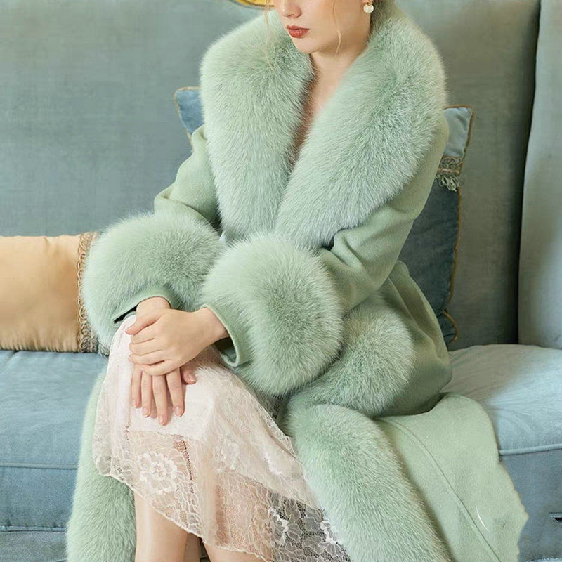 2024冬新品 欧美風 ファー 高級感 人工フリース ステッチ ぬいぐるみ ボア 華やか暖かい 保温 レディース コート アウター ジャケット メガ割30%制限 2024冬新品 欧美風 ファー 高級感 人工フリース ステッチ ぬいぐるみ ボア 華やか暖かい 保温 レディース コート アウター ジャケット メガ割30%制限