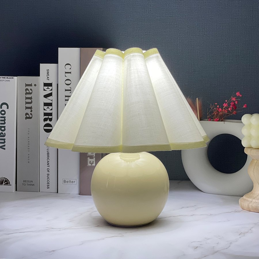 メガ割韓国 プリーツ シェードランプ 卓上 コンパクト 小型 コンセント ベージュ 木目調 間接照明935987