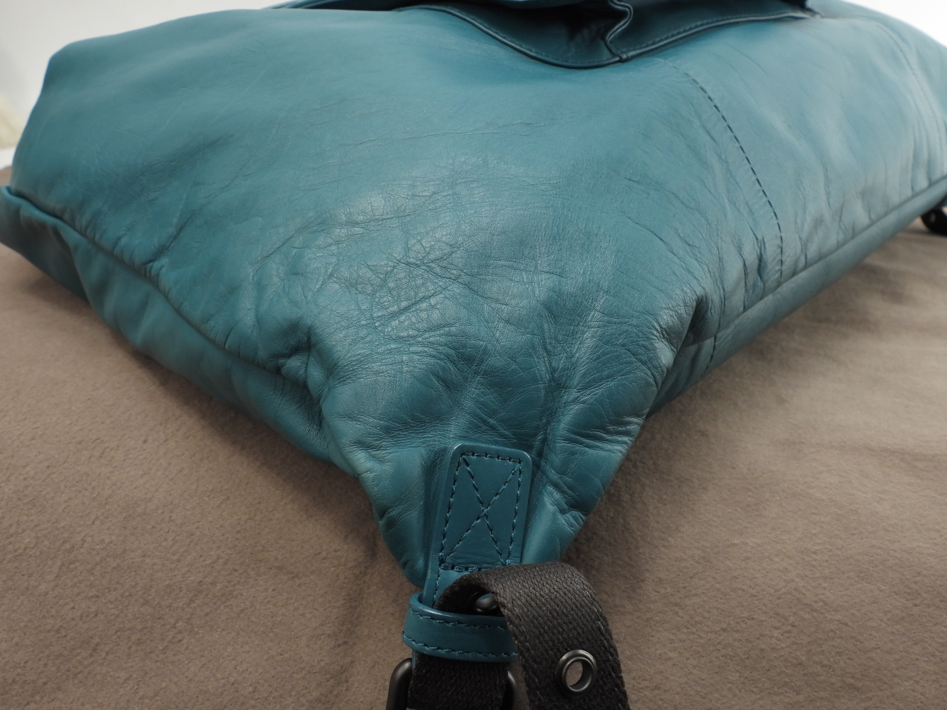 バックパック イントレチャート レザー緑 リュックサック バッグ 美品@B05228419H