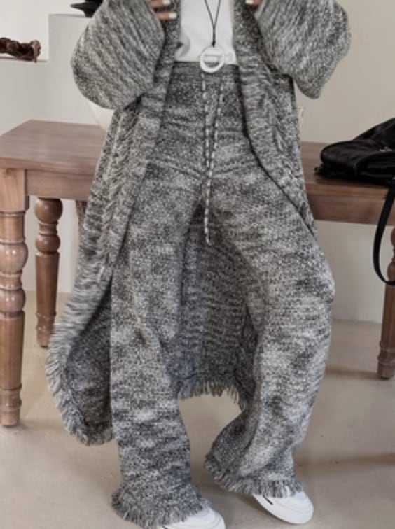 ボトムス パンツ アウター ロング丈 長袖 かわいい 大人可愛い きれいめ シンプル カジュアル 大人 上品 おしゃれ お洒落 大人女子 こなれ感 個性的 主役級 存在感 美容師