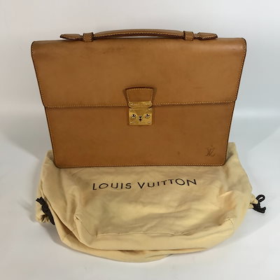 Qoo10] Louis Vuitton ビジネスバッグ セルヴィエット クラド