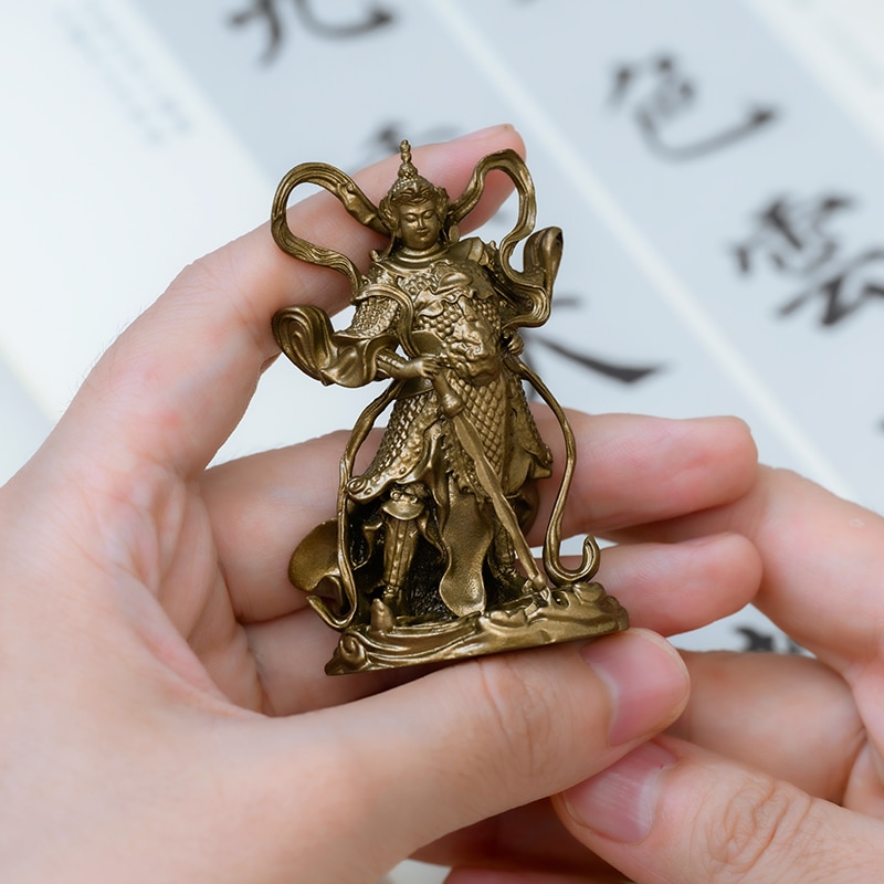 手作 韋陀菩薩像 黄銅製の正義と平和の守護者家庭や書斎で災厄を払い心の安定をもたらす存在 手作 韋陀菩薩像 黄銅製の正義と平和の守護者家庭や書斎で災厄を払い心の安定をもたらす存在
