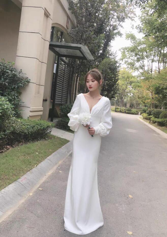 フォマール ドレス ウェディングドレス 長袖 Vネック 無地 ロング ウエディングドレス エレガント 結婚式 披露宴 パーティー 二次会 演奏会 ドレス シンプル 森系 ドレス 背中もVネック ファス フォマール ドレス ウェディングドレス 長袖 Vネック 無地 ロング ウエディングドレス エレガント 結婚式 披露宴 パーティー 二次会 演奏会 ドレス シンプル 森系 ドレス 背中もVネック ファス