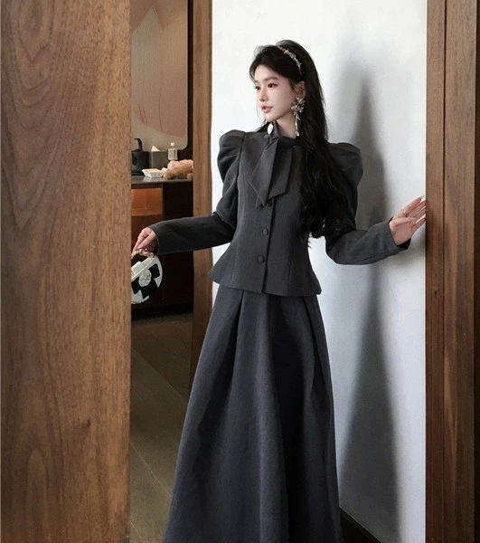 【急速出荷 2025年新作】セットアップ レディース きれいめ ペプラム 個性的 かわいい 七五三 ママ 母親 同窓会 成人式 二次会 卒業式 ロングスカート セレモニー ガーリー ハイウエスト ツー