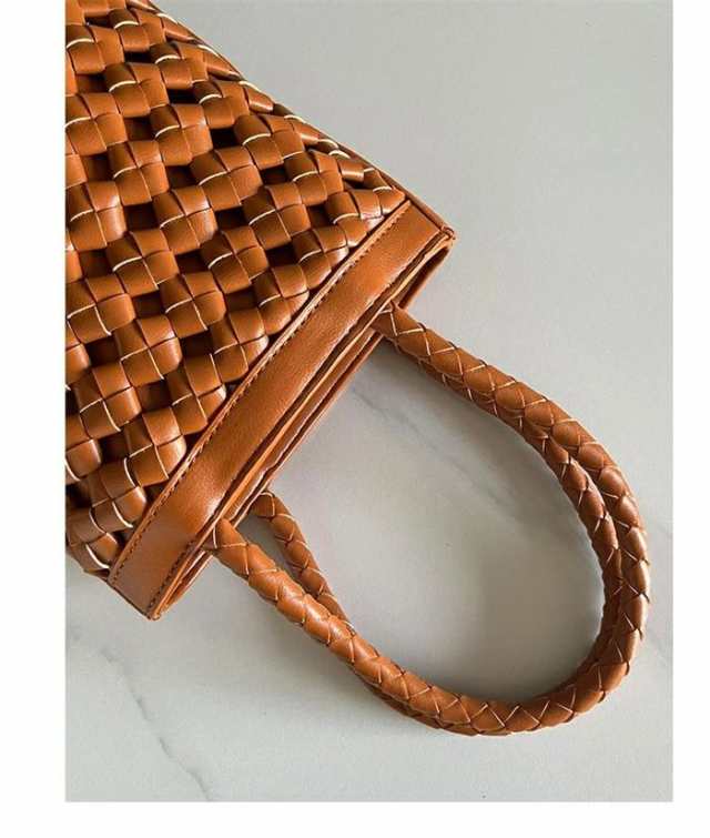 バケツ型 バッグ 編みバッグ レディース トートバッグバッグ 合成皮革 バケツバッグ ハンドバッグ バッグインバッグ 籠バッグ 量軽 カゴバッグ 夏バッグ 旅行 花火 大人可愛い ナチュラル カジュア