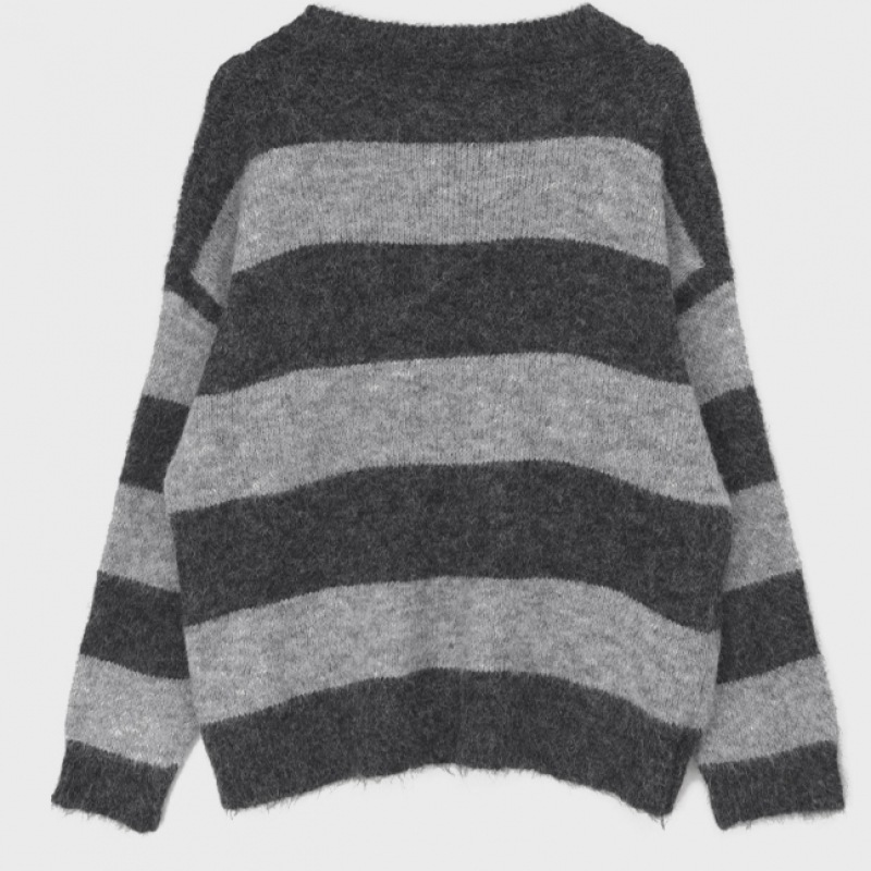 ブラックアップクイティスセット-Vネックニットマフラー ブラックアップクイティスセット-Vネックニットマフラー