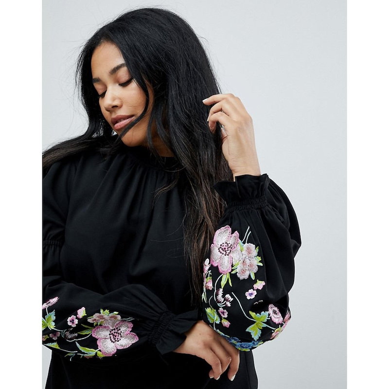 エイソス レディース トップス【ASOS CURVE Top with Embroidered Sleeve】Midnight エイソス レディース トップス【ASOS CURVE Top with Embroidered Sleeve】Midnight