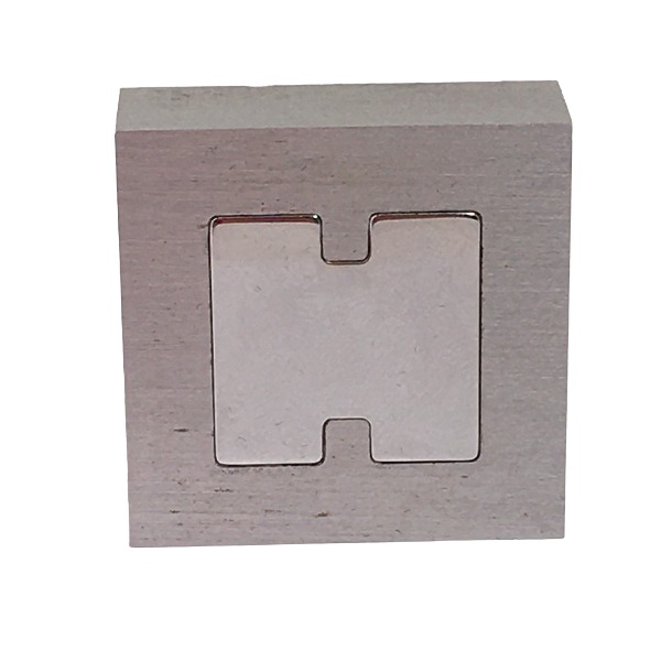 フォトスタンド Hロゴ 箱付き 写真立て シルバー フォトスタンド Hロゴ 箱付き 写真立て シルバー