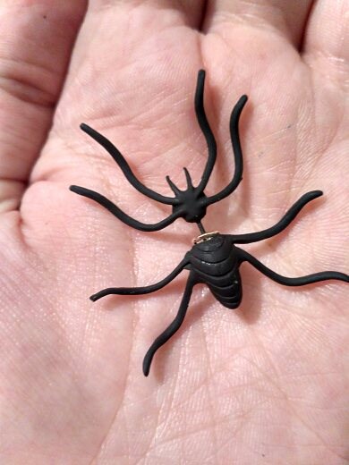 Qoo10] 3Dリアル スパイダー 蜘蛛ピアス 片耳