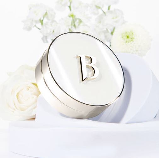 [リミテッド/スヌーピーエディション][贈呈:ポーチ+クレンジングバーム+ステッカー] ホワイトクッション本品+スヌーピーベース4種の中から選択1韓国化粧品 クッションファンデーション